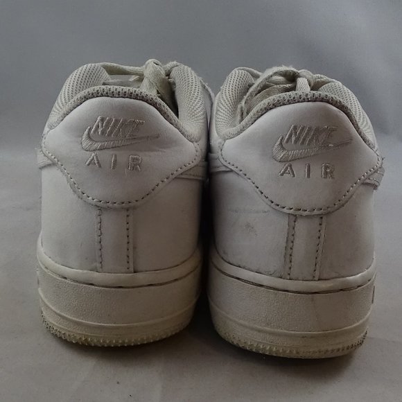 Nike Air Force 1 LE - "Triple White" - Size 7Y Kids' Sneakers {USED} - Picture 4 of 6